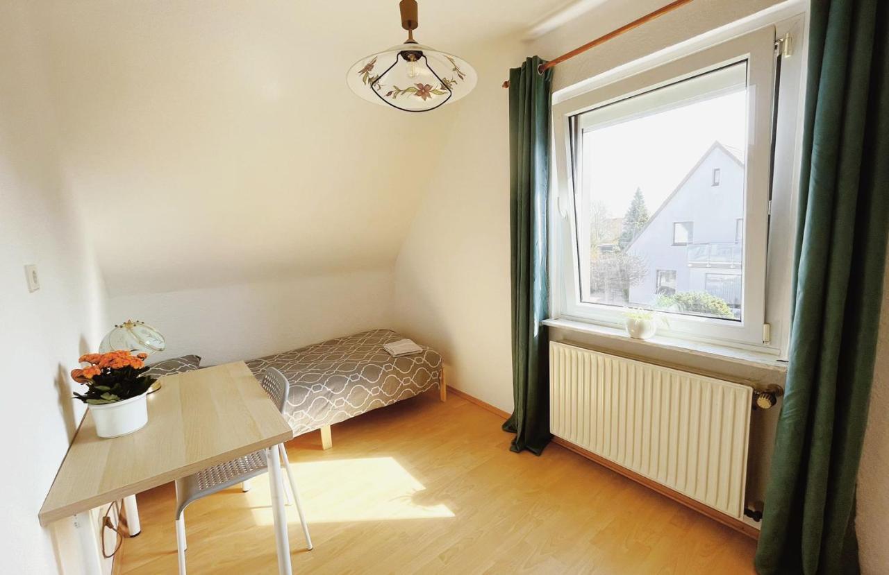 Messezimmer Laatzen 30880 Hannover Exterior photo